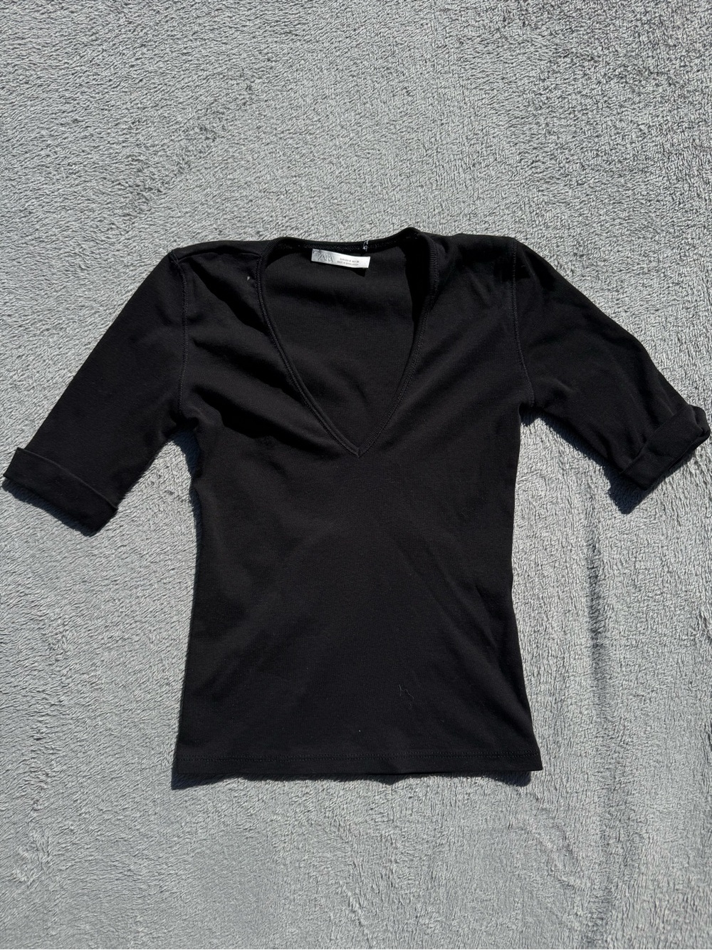 Zara Black V-Neck Short Sleeve Tee